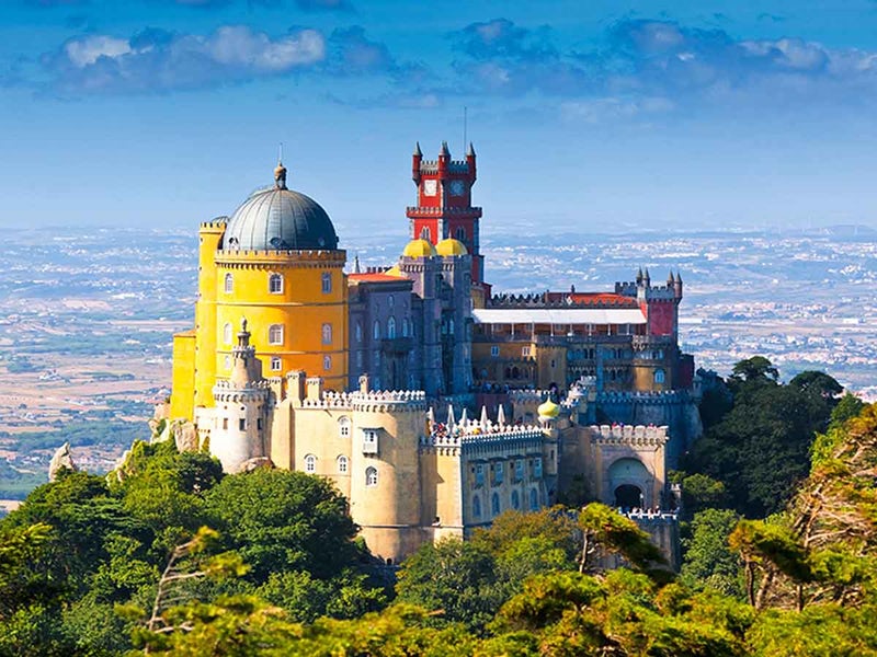 Excursión de día completo a Sintra con entrada al Palacio da Pena